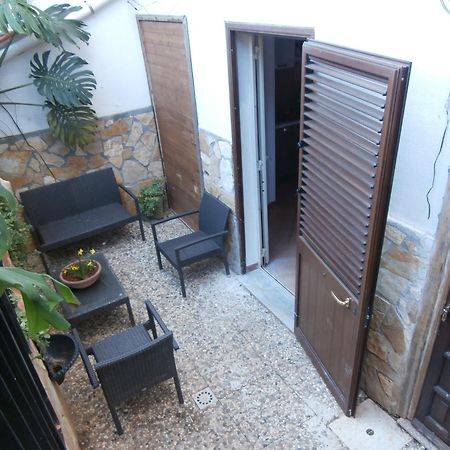 מונדלו Busalacchi B&B מראה חיצוני תמונה